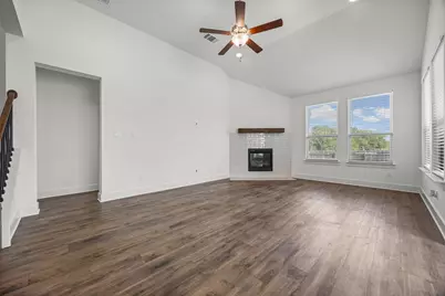 545 Elm Green Street, Hutto, TX 78634 - Photo 8