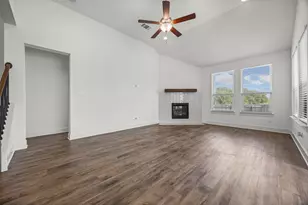 545 Elm Green St, Hutto, TX 78634 - Photo 8