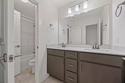 545 Elm Green Street, Hutto, TX 78634 - Photo 18