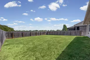 545 Elm Green St, Hutto, TX 78634 - Photo 26