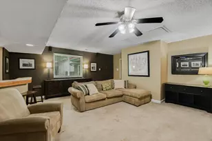 5810 Secrest Dr, Austin, TX 78759 - Photo 16