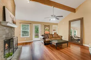 5810 Secrest Dr, Austin, TX 78759 - Photo 2