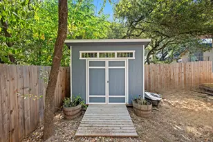 5810 Secrest Dr, Austin, TX 78759 - Photo 30