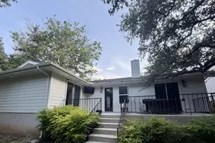 5810 Secrest Dr, Austin, TX 78759 - Photo 18