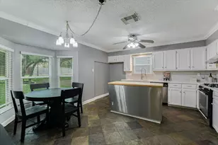 5810 Secrest Dr, Austin, TX 78759 - Photo 4