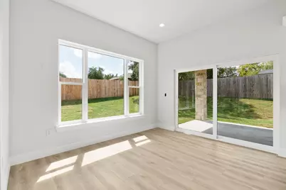 20405 Sunset Strip Street, Lago Vista, TX 78645 - Photo 10