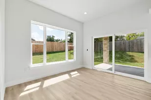 20405 Sunset Strip St, Lago Vista, TX 78645 - Photo 10