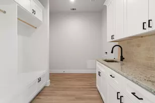 20405 Sunset Strip St, Lago Vista, TX 78645 - Photo 14