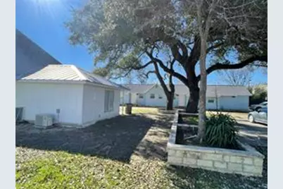 4926 Cesar Chavez Street, Austin, TX 78702 - Photo 4