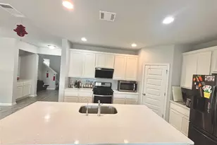 2301 Limestone Lake Dr, Georgetown, TX 78633 - Photo 8