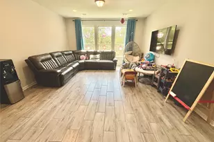 2301 Limestone Lake Dr, Georgetown, TX 78633 - Photo 10