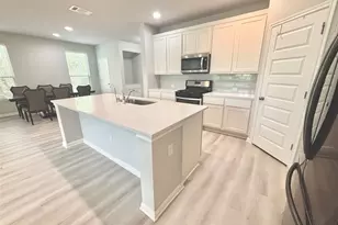 2301 Limestone Lake Dr, Georgetown, TX 78633 - Photo 8