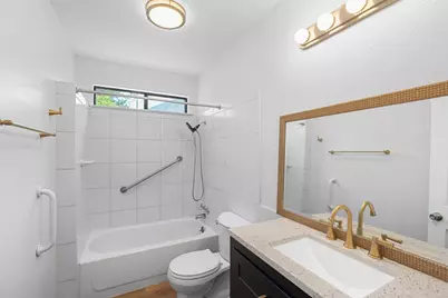 806 W 8th Street, Georgetown, TX 78626 - Photo 14