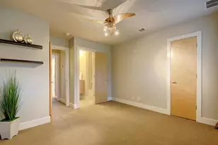 1101 Grove Blvd, Austin, TX 78741 - Photo 16