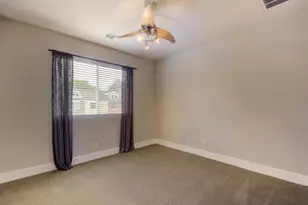 1101 Grove Blvd, Austin, TX 78741 - Photo 20