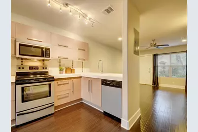 1101 Grove Boulevard #208, Austin, TX 78741 - Photo 12