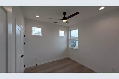 2220 Yellow Jacket Lane #2, Austin, TX 78741 - Photo 12