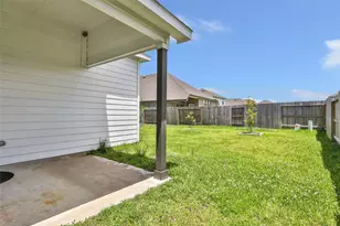 15342 Majestic Knight Dr, Houston, TX 77044 - Photo 32