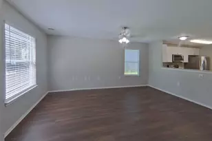 11312 Hungry Horse Dr, Manor, TX 78653 - Photo 4