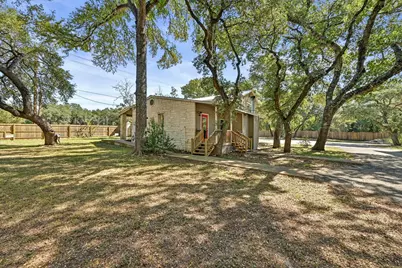 1005 4th Street, Blanco, TX 78606 - Photo 32