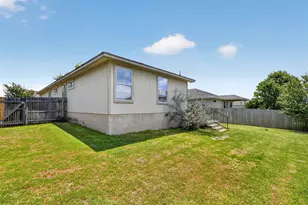 313 Wimberley St, Hutto, TX 78634 - Photo 30