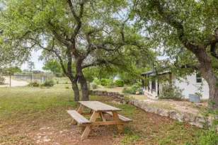 2591 Spring Valley Dr, Dripping Springs, TX 78620 - Photo 16