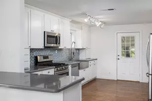 2591 Spring Valley Dr, Dripping Springs, TX 78620 - Photo 4