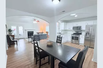 608 Saunders Drive, Round Rock, TX 78664 - Photo 2