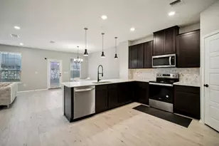 7102 Summer Tanager Dr, Austin, TX 78744 - Photo 10