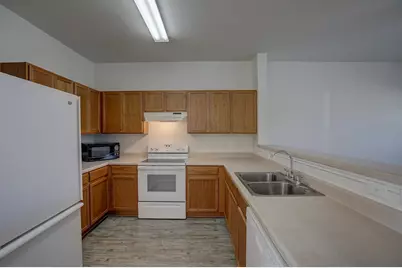 1102 E 3rd Street, Georgetown, TX 78626 - Photo 10
