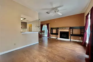 506 W San Antonio St, San Marcos, TX 78666 - Photo 4