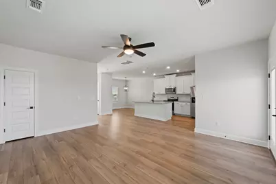 9320 Gladsome Path, Manor, TX 78653 - Photo 6