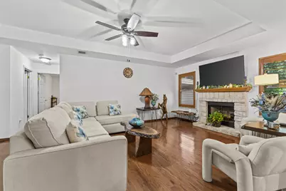 7513 Vol Walker Drive, Austin, TX 78749 - Photo 8