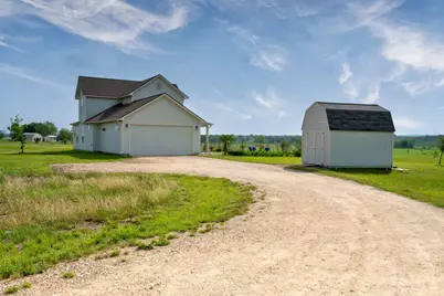 1662 County Road 465, Coupland, TX 78615 - Photo 28