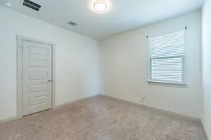 10801 Meris Ln, Austin, TX 78754 - Photo 14