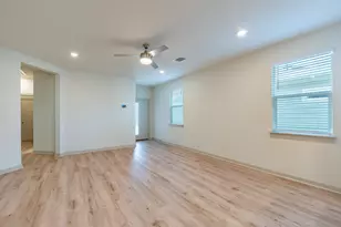 10801 Meris Ln, Austin, TX 78754 - Photo 4