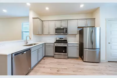 10801 Meris Lane, Austin, TX 78754 - Photo 8