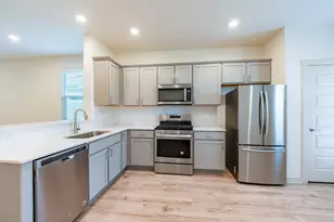 10801 Meris Ln, Austin, TX 78754 - Photo 8