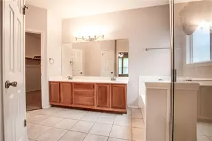 8334 Liberty Walk Dr, Round Rock, TX 78681 - Photo 18