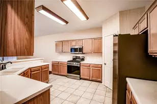 8334 Liberty Walk Dr, Round Rock, TX 78681 - Photo 10