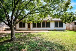 8334 Liberty Walk Dr, Round Rock, TX 78681 - Photo 24