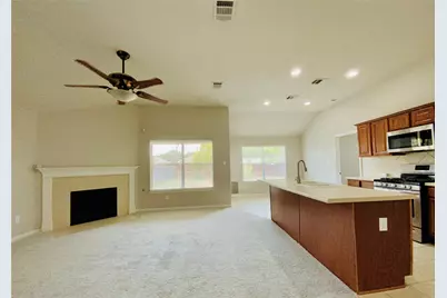 18704 Silent Water Way, Pflugerville, TX 78660 - Photo 4