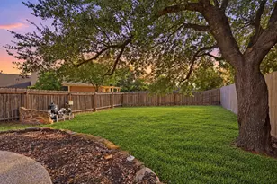 2129 Clear Lake Pl, Round Rock, TX 78665 - Photo 36