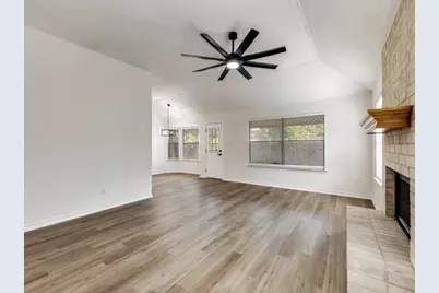 107 Susana Drive, Georgetown, TX 78628 - Photo 4