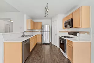 200 Buttercup St, Kyle, TX 78640 - Photo 6