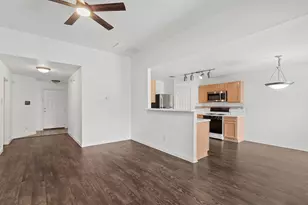 200 Buttercup St, Kyle, TX 78640 - Photo 4