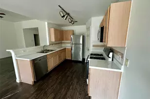 200 Buttercup St, Kyle, TX 78640 - Photo 6