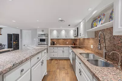 1122 Colorado Street #1004, Austin, TX 78701 - Photo 12