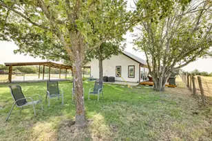 1616 Co Rd 463, Coupland, TX 78615 - Photo 16
