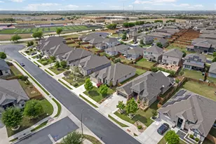 704 Muster Bnd, Georgetown, TX 78626 - Photo 38
